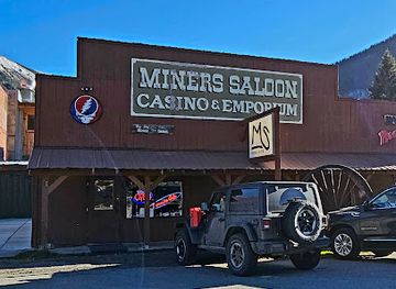 montana/beartooth-highway/bar/miners-saloon