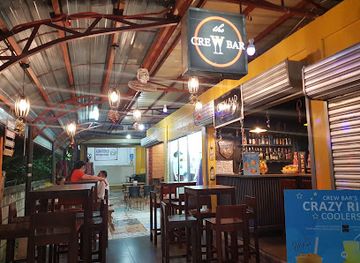 philippines/bohol/bar/the-crew-bar