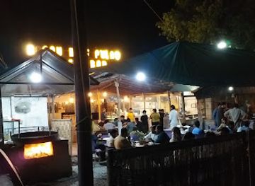 pakistan/khyber-pakhtunkhwa/bar/bannu-beef-pulao-sweet-bar