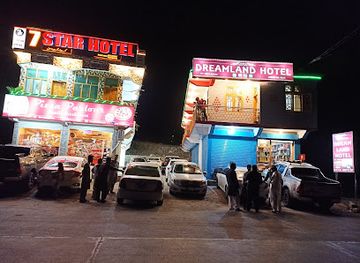 pakistan/baltistan/bar/pizza-parlour