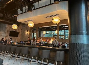 florida/tampa/channelside/bar/small-giant-bar-and-restaurant