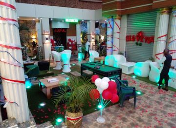 guinea/lower-guinea/bar/pyramide-plus