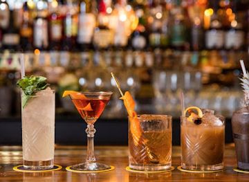australia/central-highlands/bar/the-thirsty-traveler