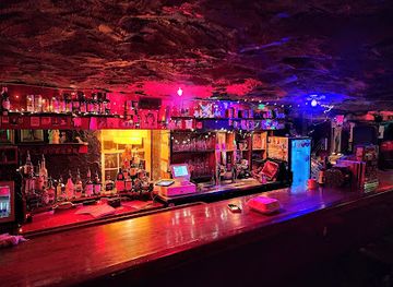 north-carolina/chapel-hill/bar/the-cave