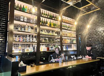 philippines/manila/bonifacio-global-city-bgc/bar/the-refuge-bgc