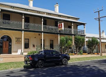 australia/limestone-coast/bar/beachport-hotel