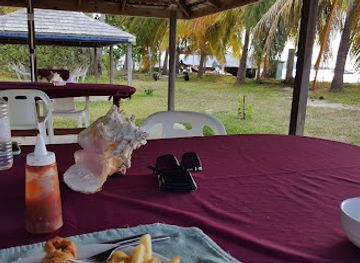 grenada/carriacou-and-petite-martinique/bar/palm-beach-restaurant-bar