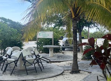 turks-and-caicos-islands/north-caicos/bar/green-island-cafe