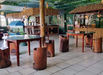 suriname/nickerie-district/bar/okopibamboesie-grill-cafe