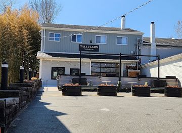 rhode-island/beavertail-state-park/bar/jtn-store-tallulahs-taqueria