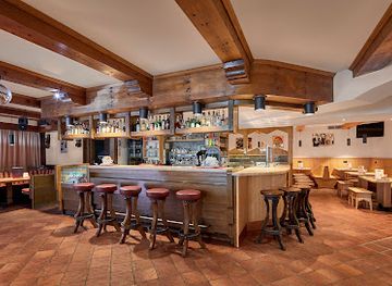 italy/dolomites/bar/birreria-music-pub-la-stube