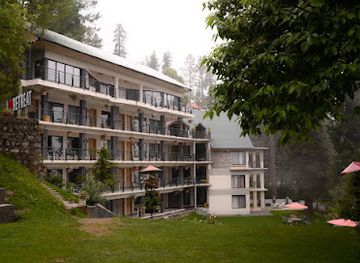 pakistan/ayubia-national-park/bar/hotel-summer-retreat-nathiagali