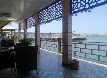 djibouti/godoria-mangrove/bar/moonlight-restaurant