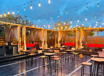 Bloom Bar