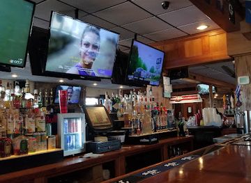 connecticut/middlesex-county/bar/the-deck