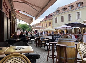 hungary/eger/bar/petreny-wine-bank