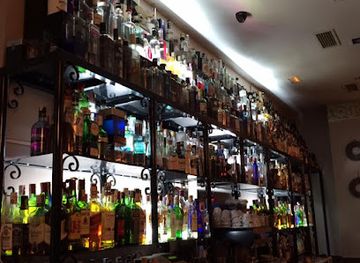 spain/salamanca/centro/bar/cocteleria-en-salamanca-la-regenta-gin-club-salamanca