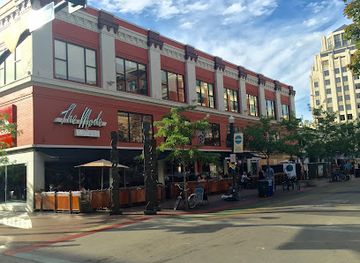 idaho/boise/downtown-boise/bar/the-mode-lounge