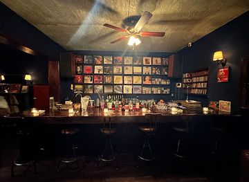 vietnam/red-river-delta/bar/longer-than-a-summer