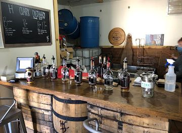 tennessee/jack-daniel-s-distillery/bar/company-distilling