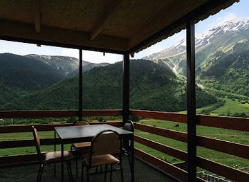 georgia/svaneti/bar/elie-s-cafe