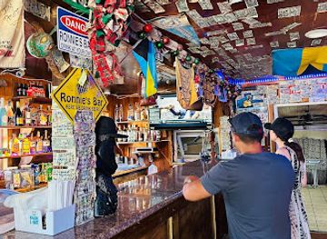 the-bahamas/ragged-island/bar/ronnies-hi-d-way