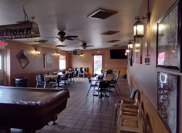 iowa/pikes-peak-state-park/bar/leisure-time-sports-bar-bowl