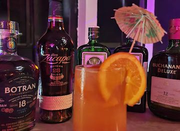 guatemala/huehuetenango/bar/night-sport-bar