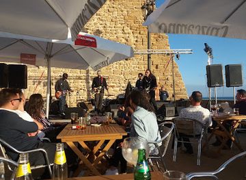 spain/cadiz/bar/pelican-musicafe