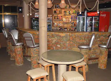 Shooters Pub 'N' Cuisine