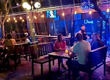 Cheers Restaurant & Bar