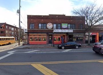 ohio/akron/highland-square/bar/highland-tavern