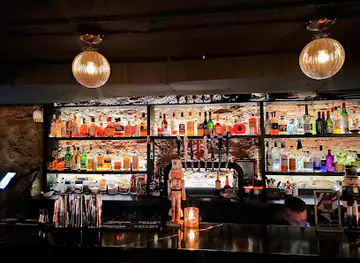 Apothecary Lounge