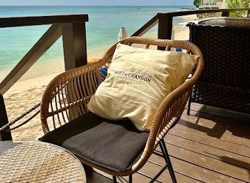 barbados/paynes-bay/bar/bikini-beach-barbados