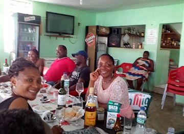 equatorial-guinea/malabo/bar/bar-restaurante-entre-amigos