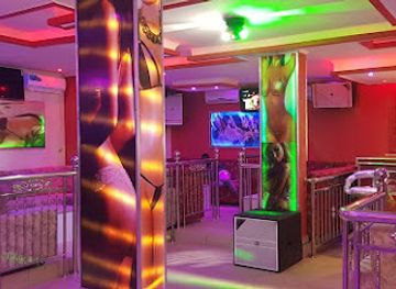 guinea/conakry/bar/grand-rex-night-club