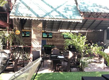 haiti/port-au-prince/bourdon/bar/house-of-beer-haiti