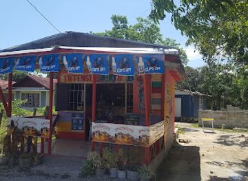 jamaica/savanna-la-mar/bar/intense-bar
