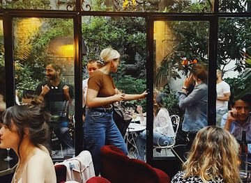 france/paris/montmartre/bar/le-tres-particulier