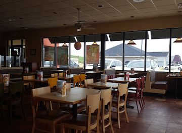 iowa/maquoketa-caves-state-park/bar/taco-john-s