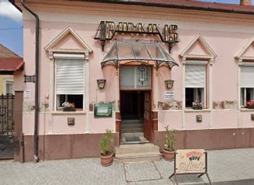 hungary/western-transdanubia/bar/aranykakas-sorozo-celldomolk