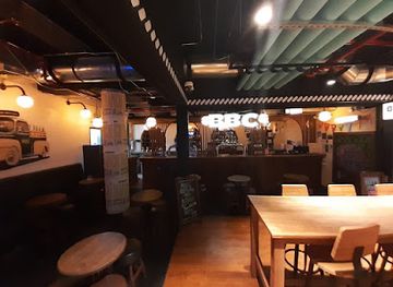 colombia/bogota/parque-de-la-93/bar/bbc-pub-salvio