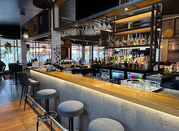 new-zealand/mount-cook-national-park/bar/ministry-of-works-bar-eatery