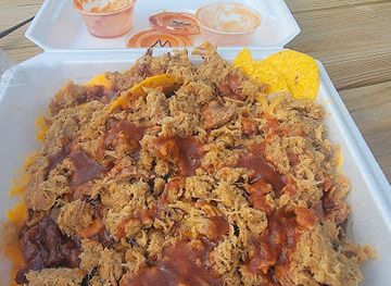 illinois/ferne-clyffe-state-park/bar/big-blues-que