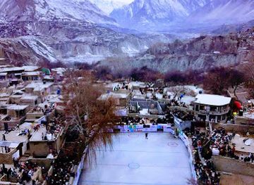 pakistan/hunza-valley/bar/mountain-garden-hunza