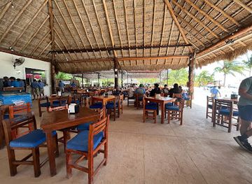 mexico/gulf-coast/bar/islands-beach-club