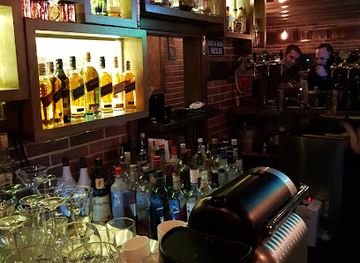 jordan/amman/bar/snug