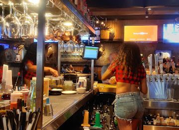 mississippi/the-black-prairie/bar/twin-peaks