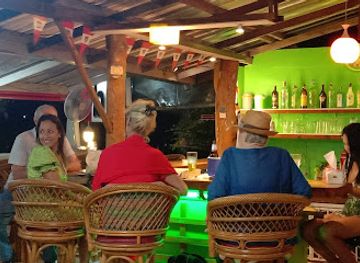 thailand/koh-samui/maenam/bar/pub-austria