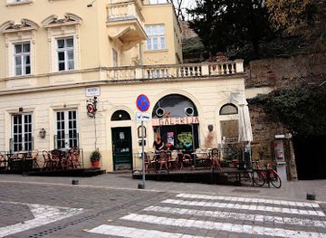 croatia/zagreb/gornji-grad-medvescak/bar/caffe-bar-crni-macak